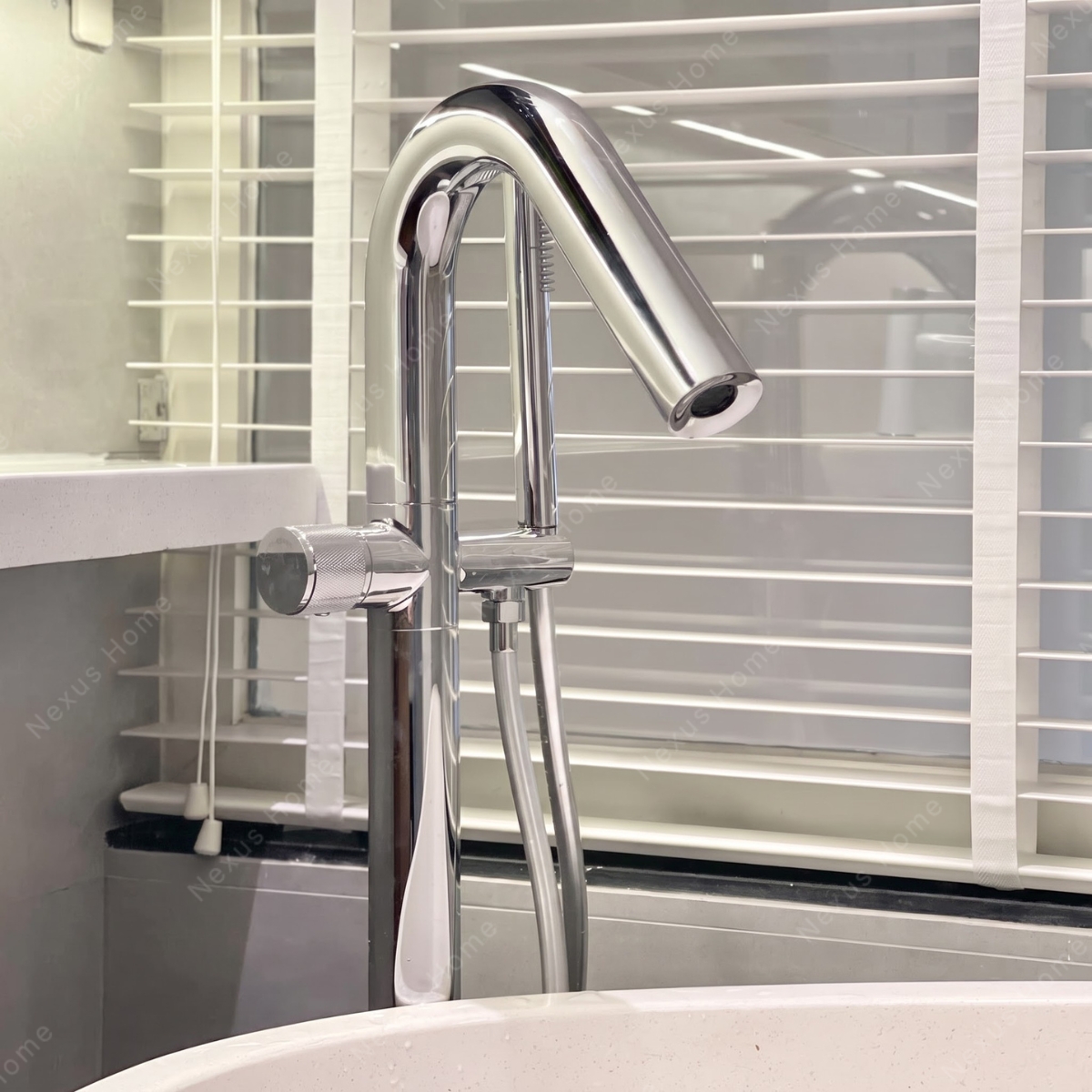 Sen cây bồn tắm cao cấp Nexus BF007 màu Chrome