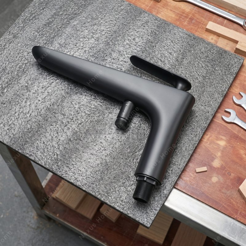 Sen cây bồn tắm cao cấp Nexus BF012 